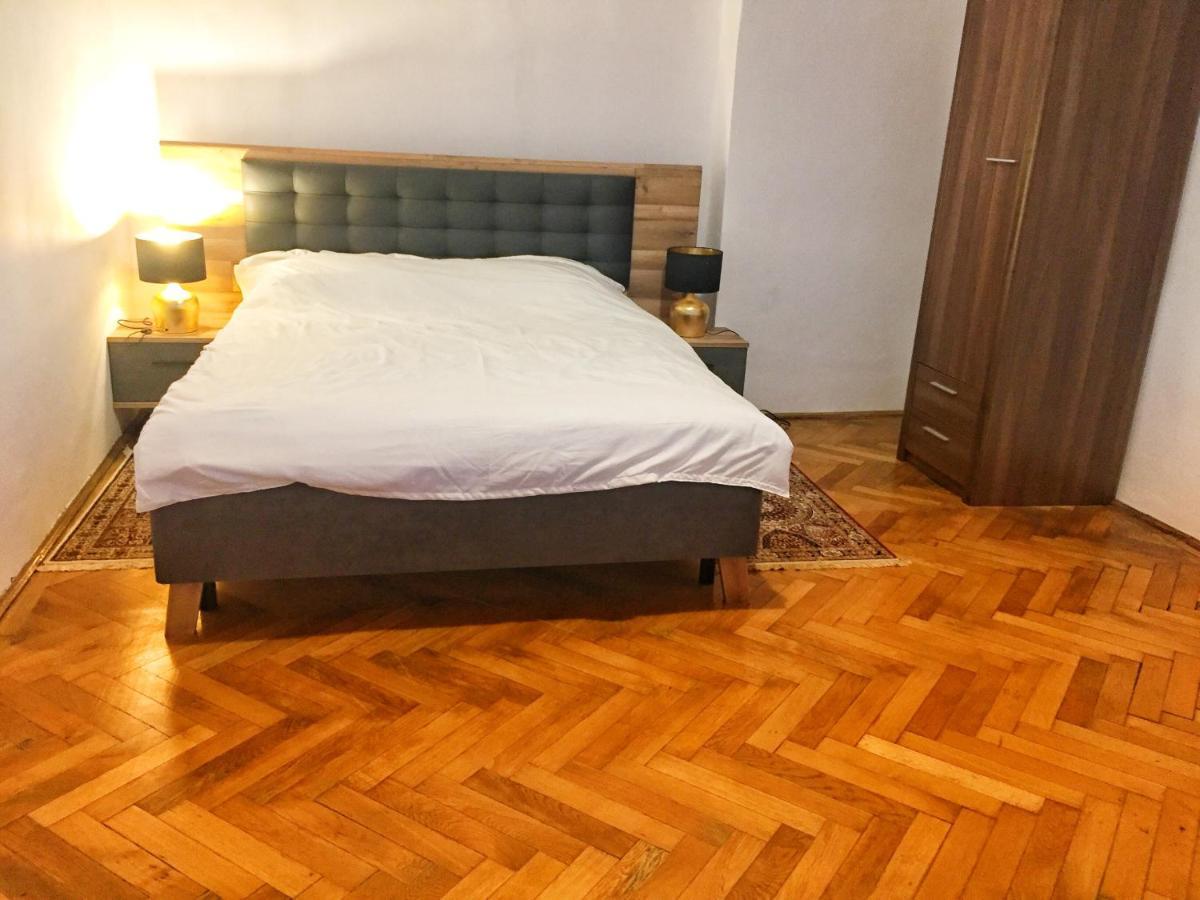 Piata Sfatului Residence ブラショフ エクステリア 写真